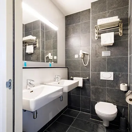 Bastion Haarlem Velsen 3*