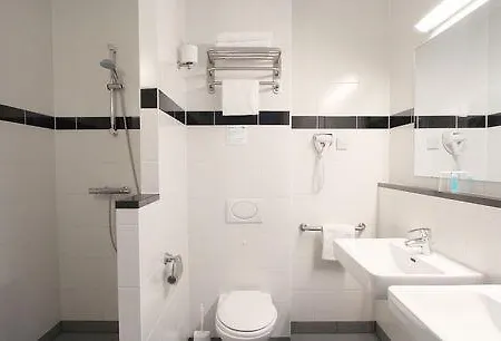 Bastion Haarlem Velsen 3* סנטפורט-נורד