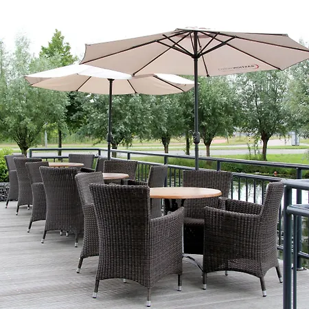 מלון Bastion Haarlem Velsen