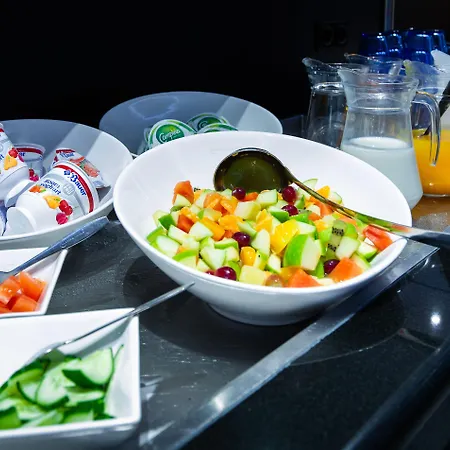 Hotel Bastion Haarlem Velsen 3*