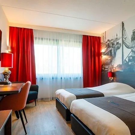 Bastion Haarlem Velsen מלון
