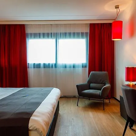 Bastion Haarlem Velsen 3*