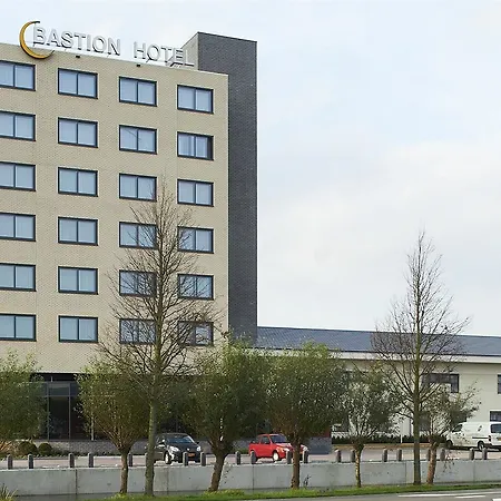 מלון Bastion Haarlem Velsen 3*