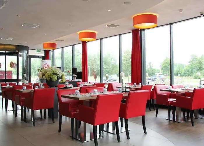 Bastion Haarlem Velsen 호텔