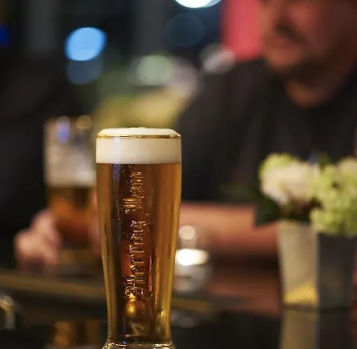 호텔 Bastion Haarlem Velsen 3*