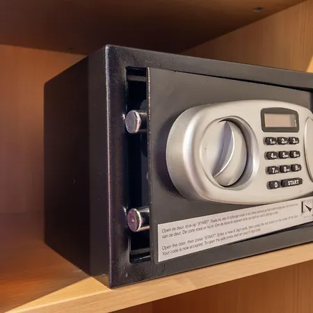 Bastion Haarlem Velsen 호텔